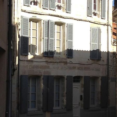 نيورْ Appartements D'Hotes Santa Giulia المظهر الخارجي الصورة