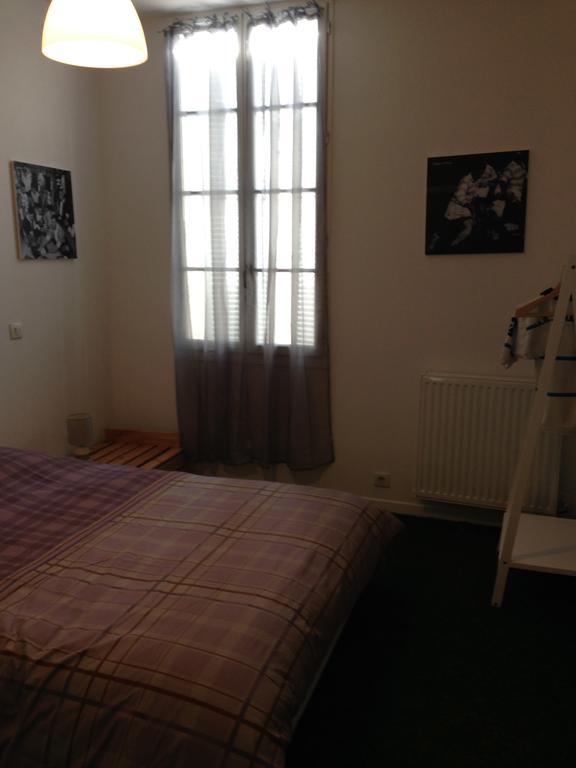 نيورْ Appartements D'Hotes Santa Giulia الغرفة الصورة