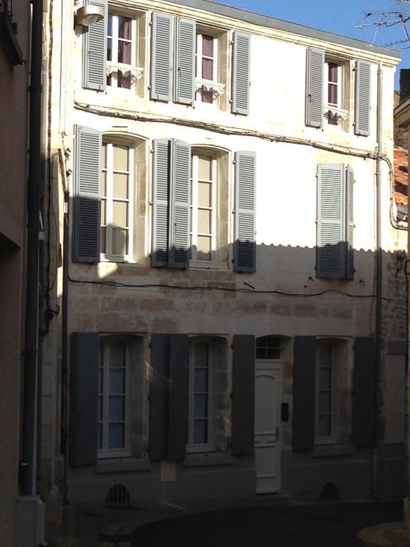 نيورْ Appartements D'Hotes Santa Giulia المظهر الخارجي الصورة