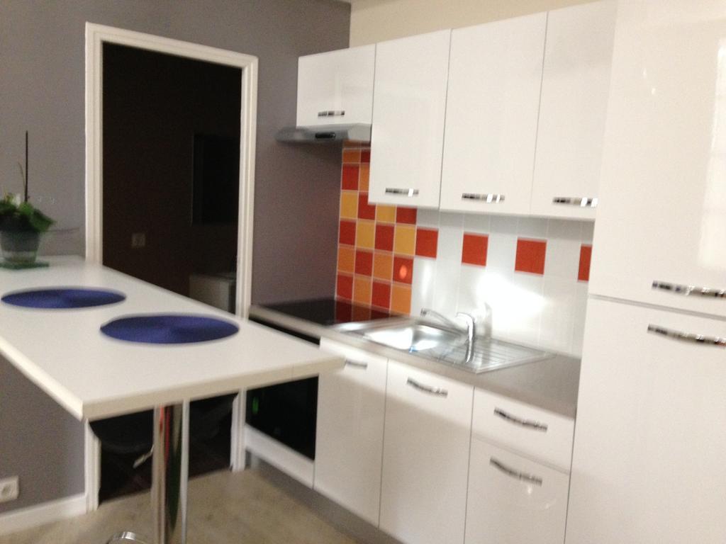 نيورْ Appartements D'Hotes Santa Giulia المظهر الخارجي الصورة